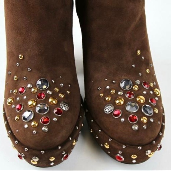 Perfect for Fall - Brown Suede Platforms - Wonderful Condition - Picture 4 of 8